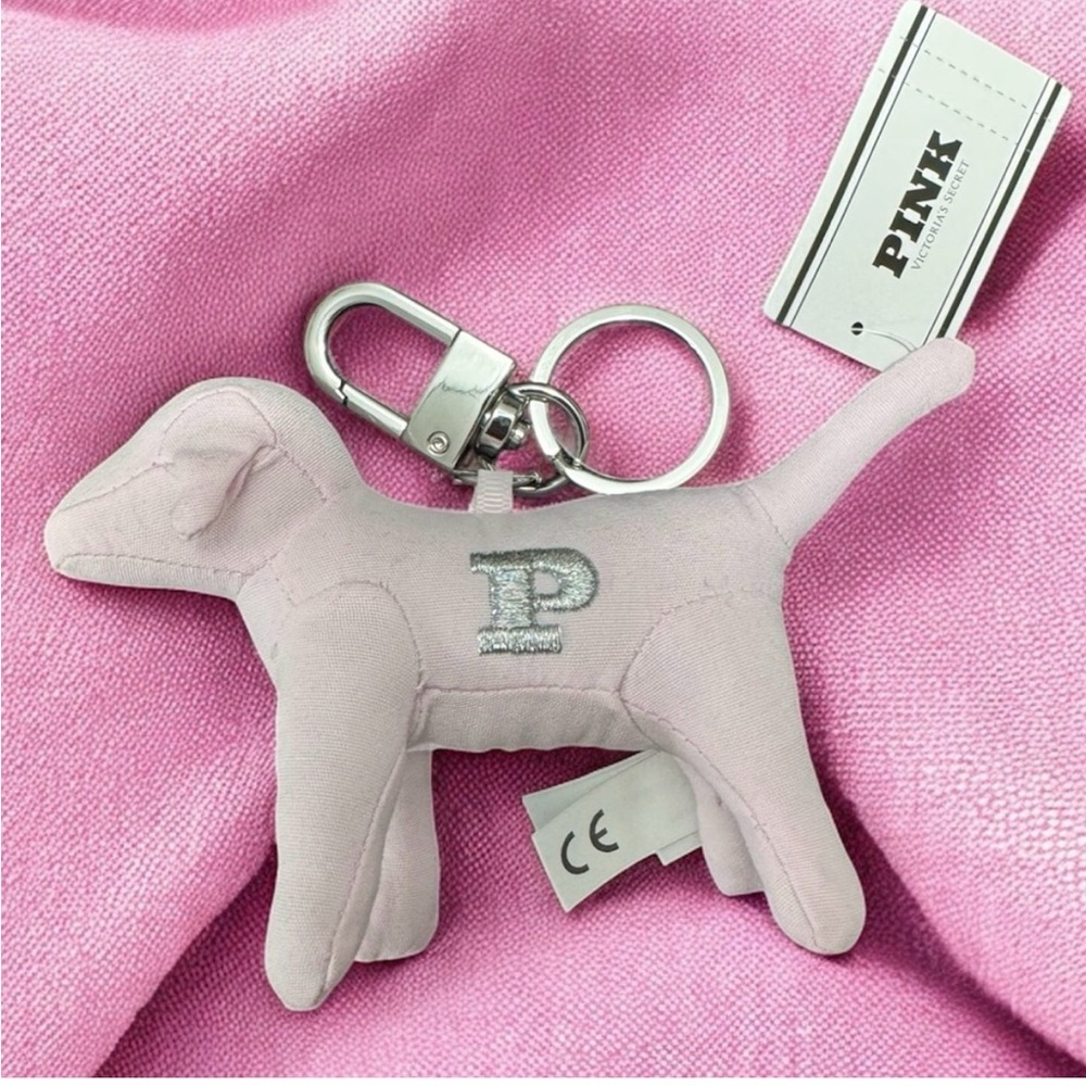 PINK
MICRO DOG KEYCHAIN CHARM